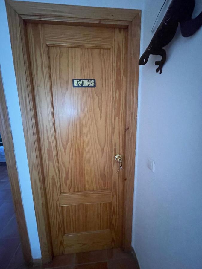 Evens-Goretti House Майрена дел Алхарафе Екстериор снимка